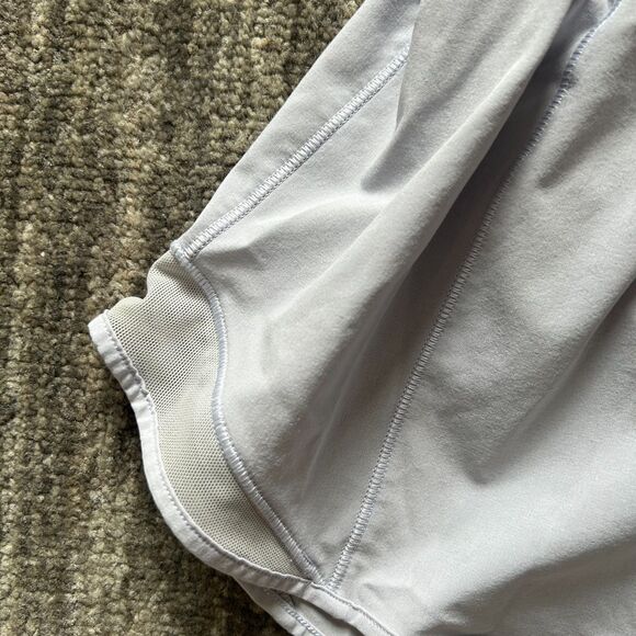 Lululemon periwinkle blue low rise hottie hot shorts, 4 - Picture 5 of 7